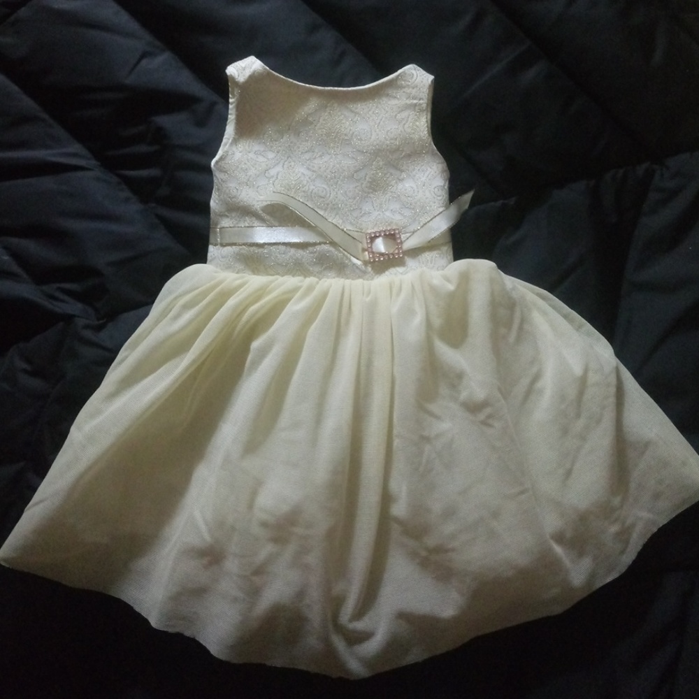 American Girls Dolls Beautiful Dress